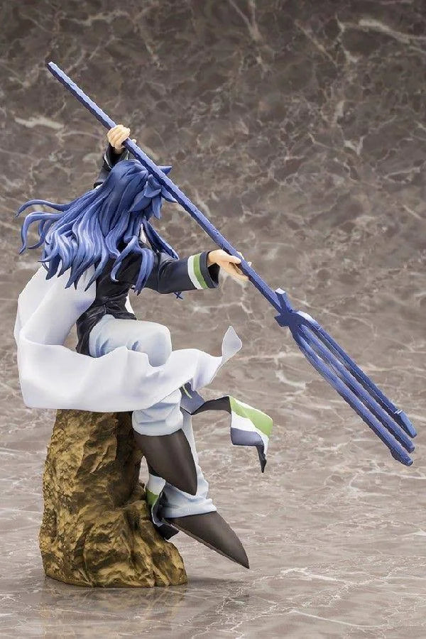1/8 Scale Figure H334