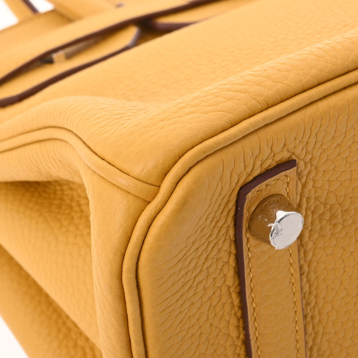 Pre-Owned Taurillon Clemence Handbag O81978