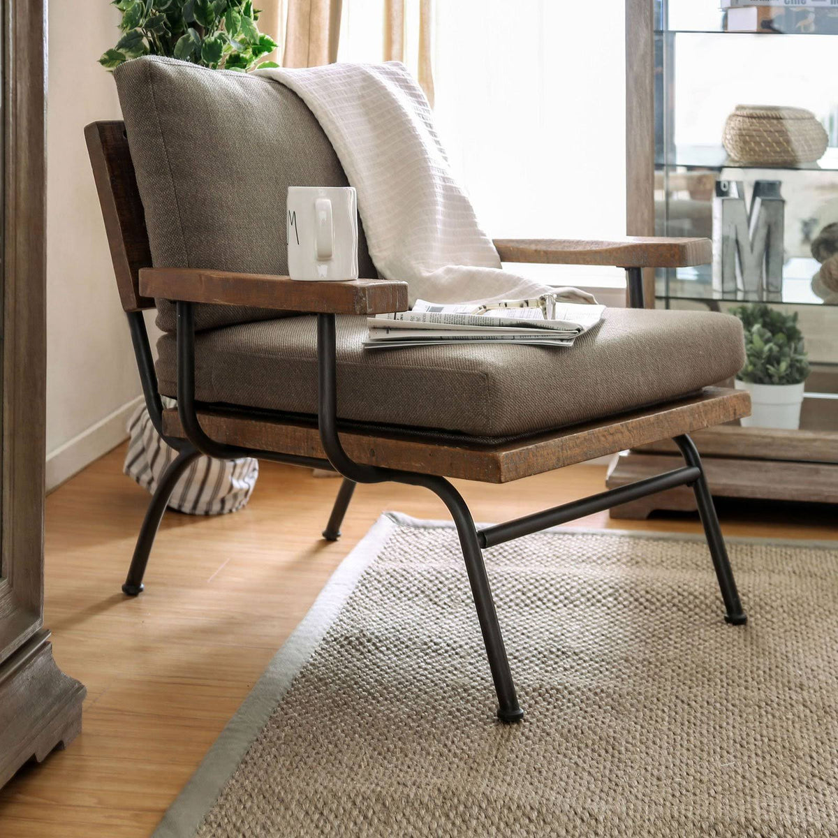 Light Brown Accent Chair N27412