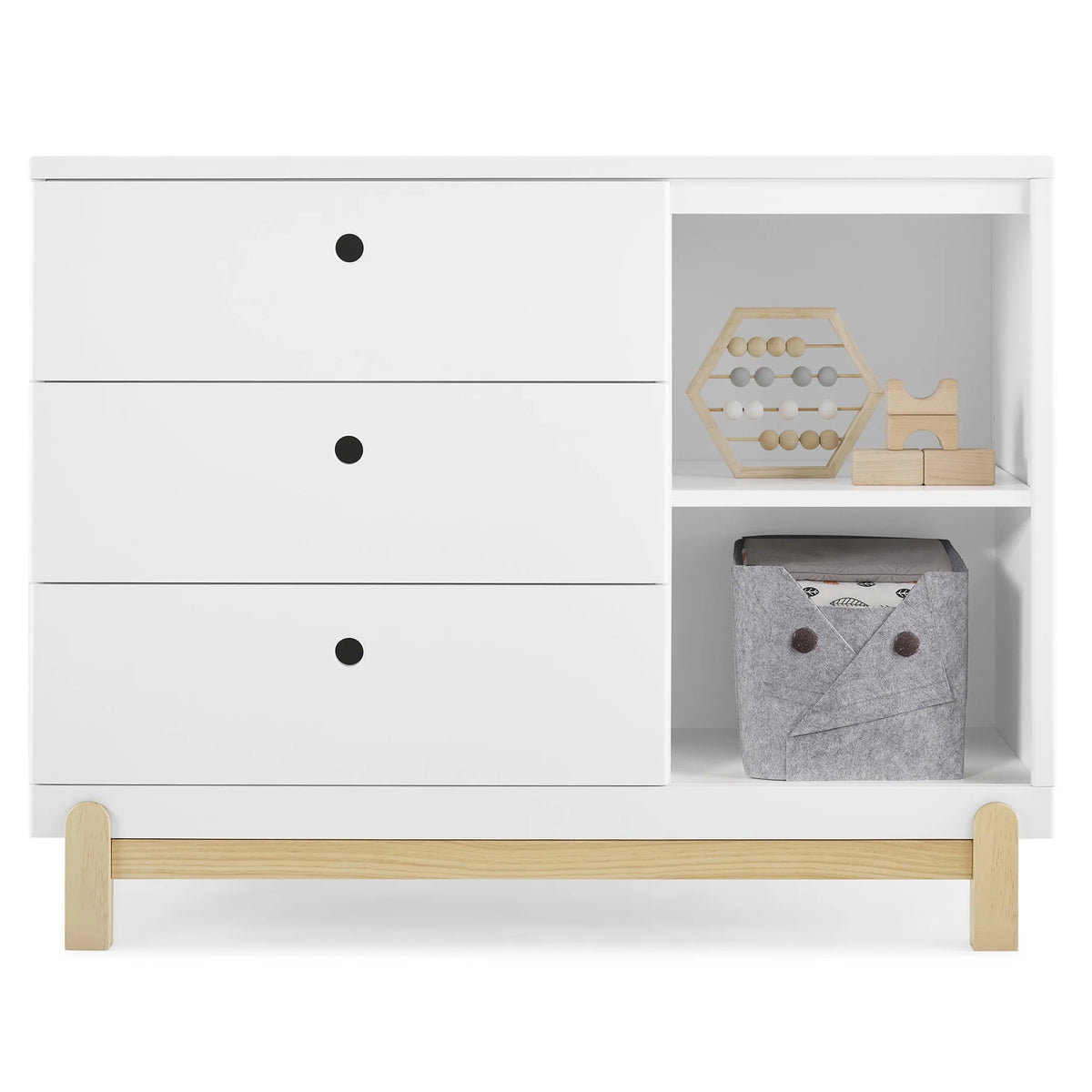 3 Drawer Dresser with Cubbies O484
