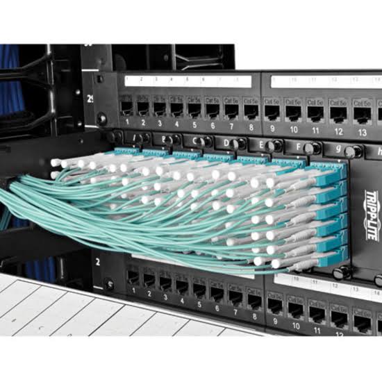 Aqua OM3 Fiber Optic Patch Cable 6 ft X952