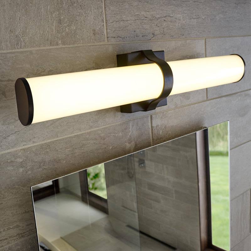 Chrome 24 Bath Light N404333