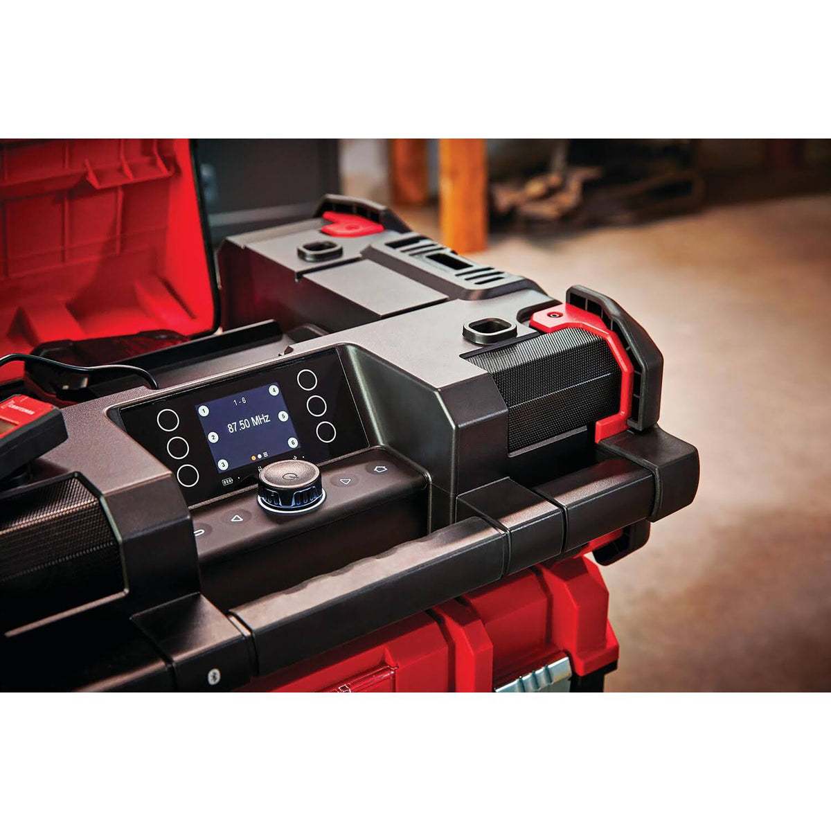 Water Resistant Cordless Jobsite Radio Charger L57214