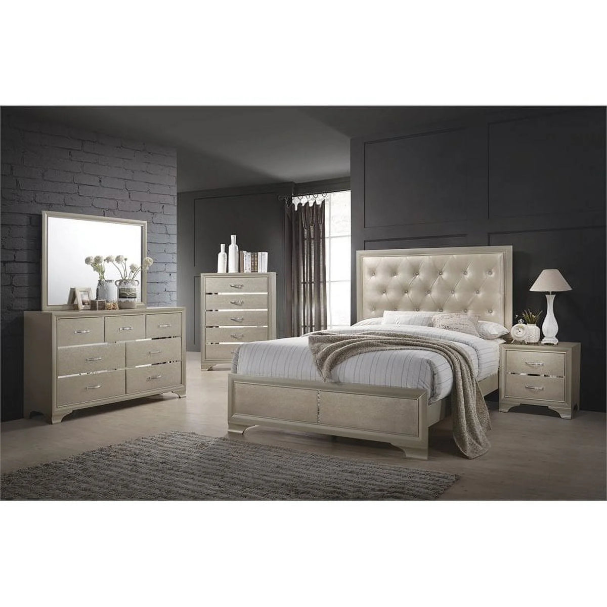 4 Pc Queen Bedroom Set W2637