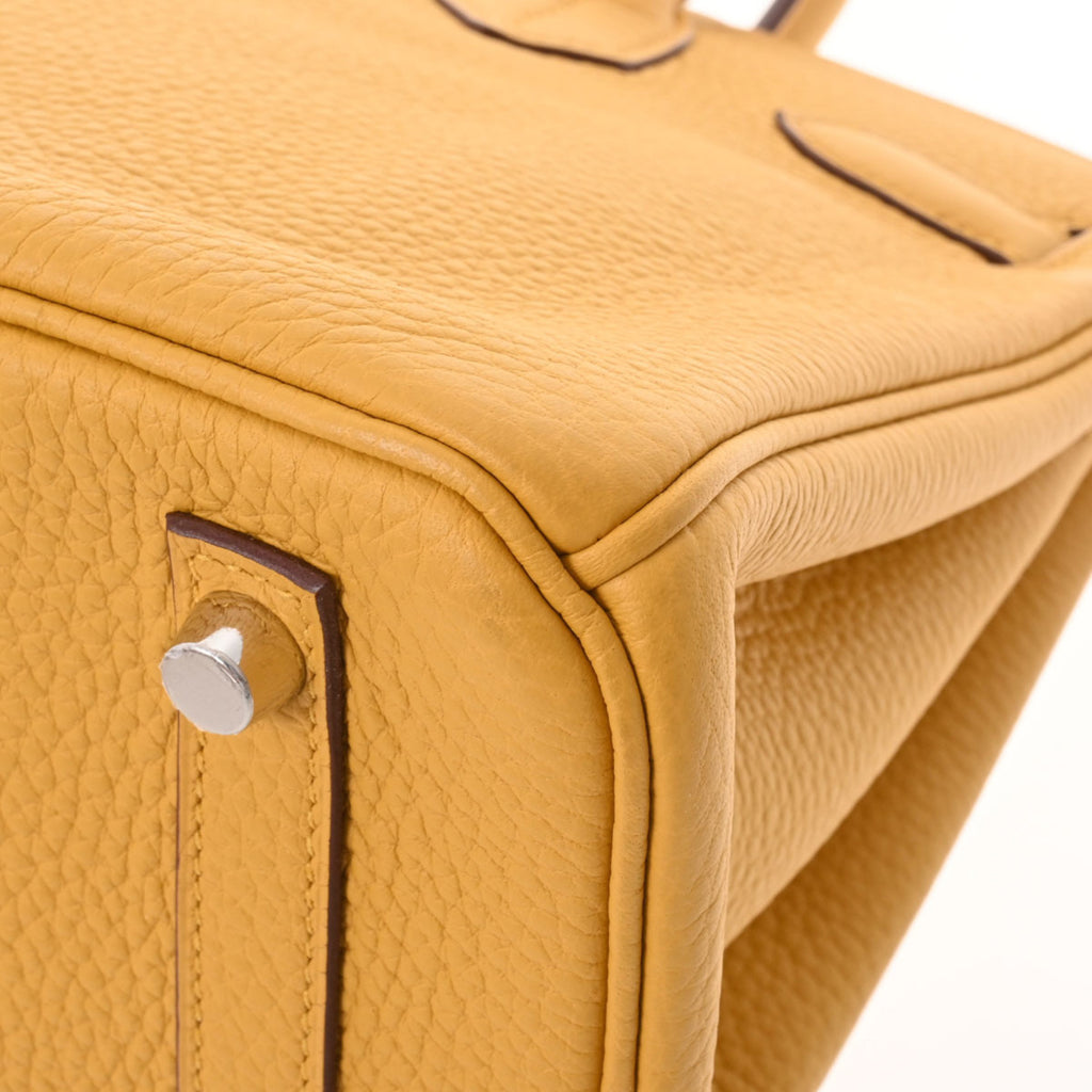 Pre-Owned Taurillon Clemence Handbag O81978