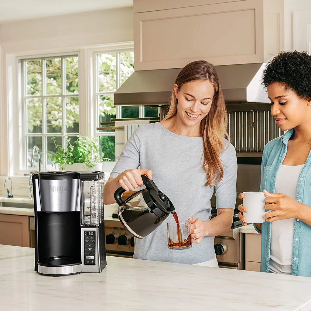 Programmable Coffee Maker with 12 Cup Glass Carafe O69886