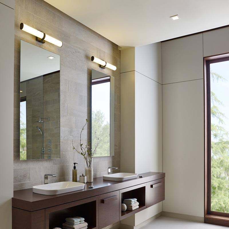 Chrome 24 Bath Light N404333