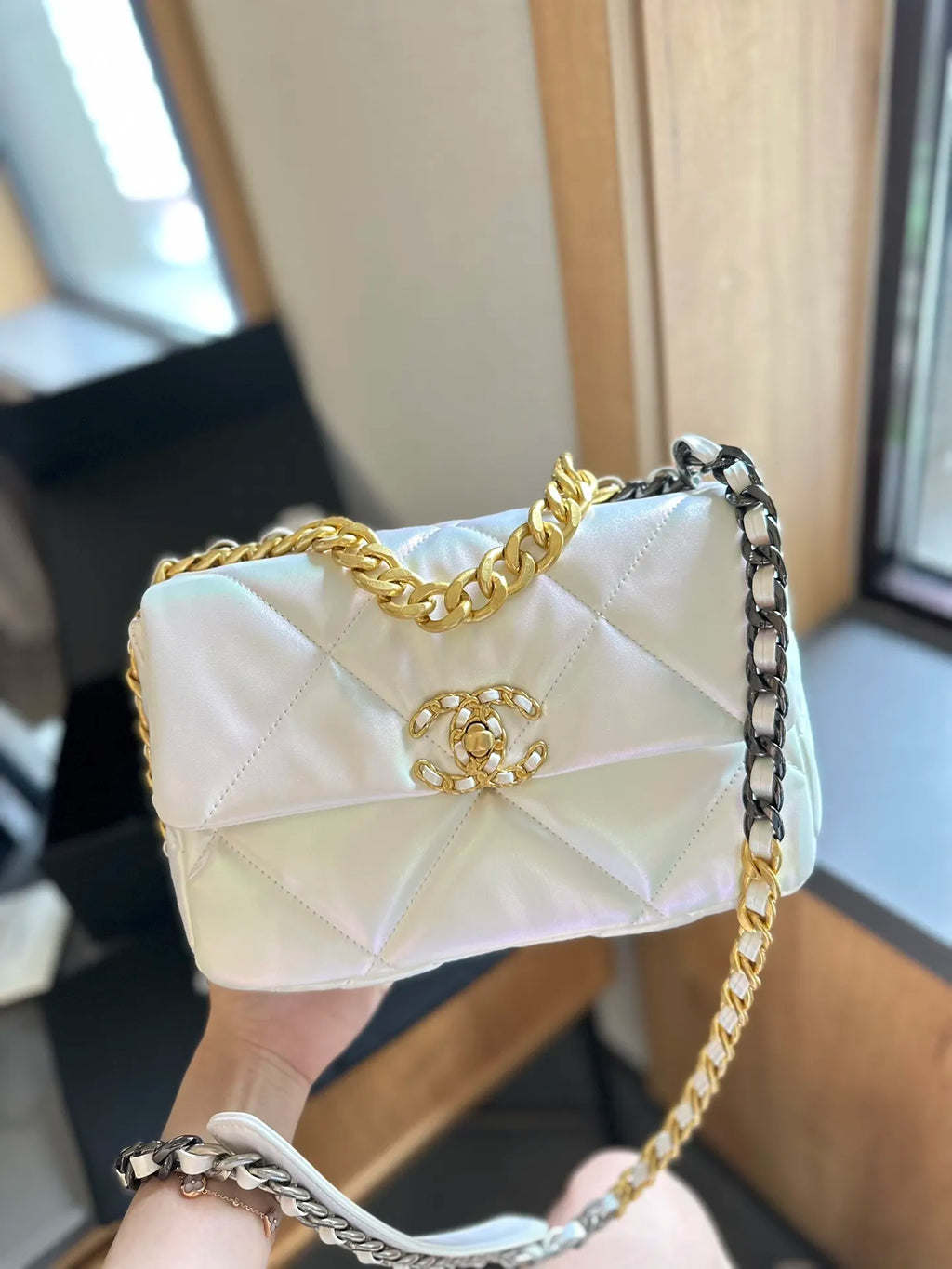 Small Medium Silver Gold Bag Z595851